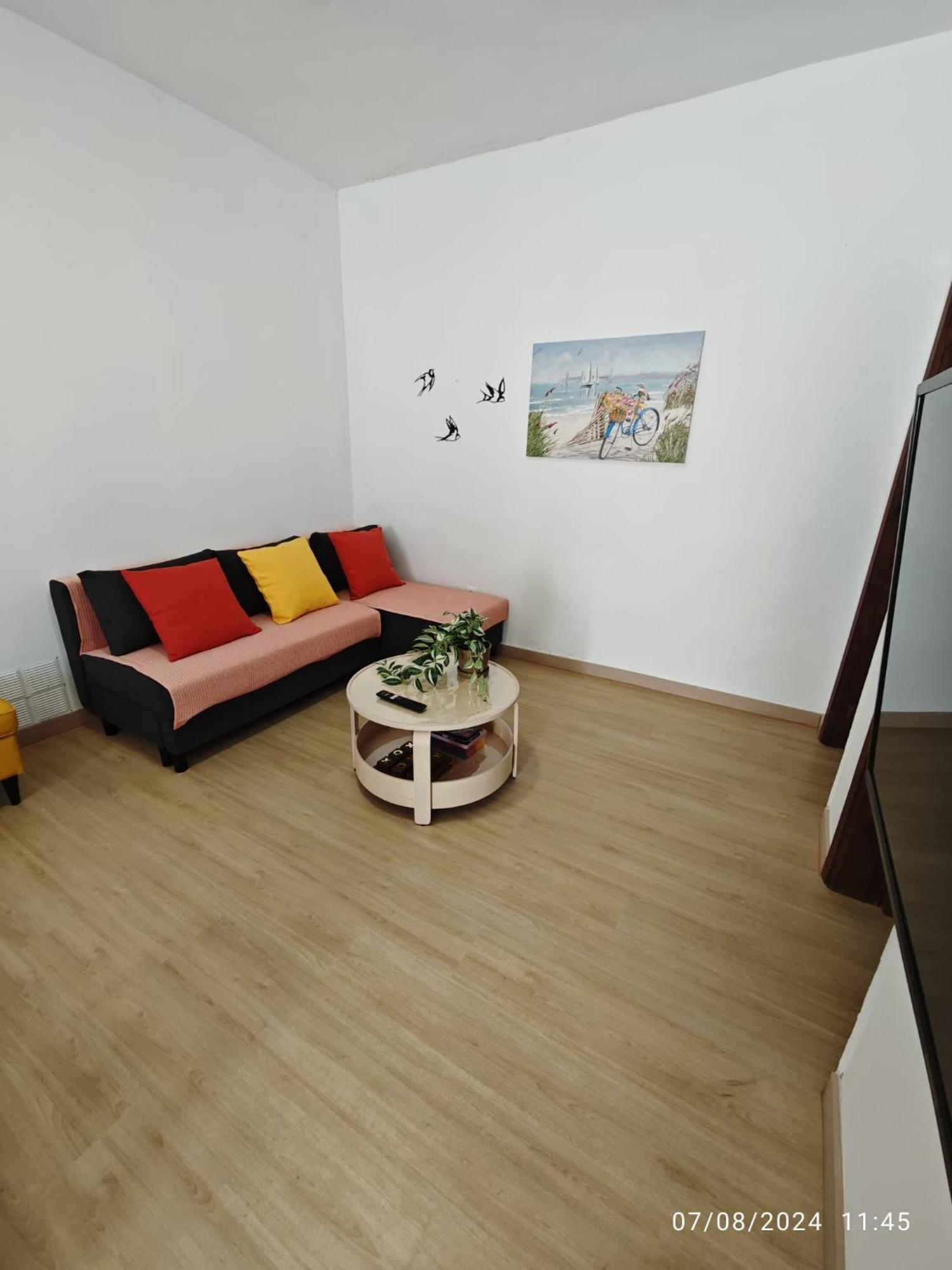 El Roble A Apartment *